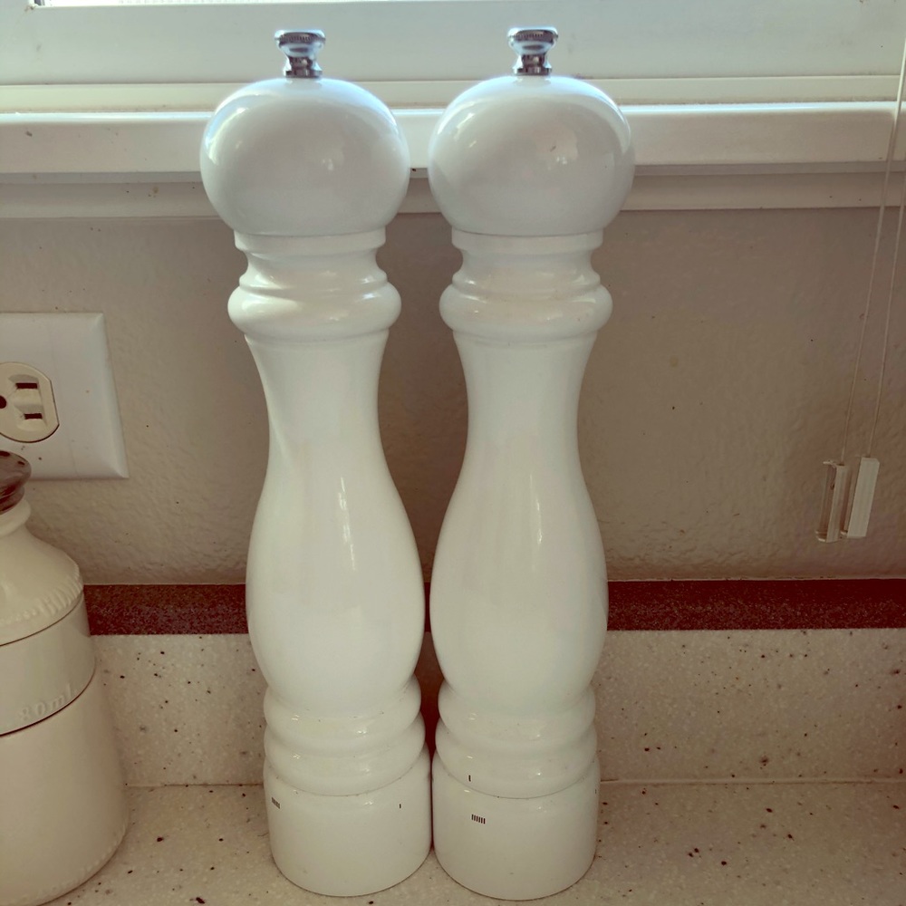 Williams Sonoma sat and pepper grinder